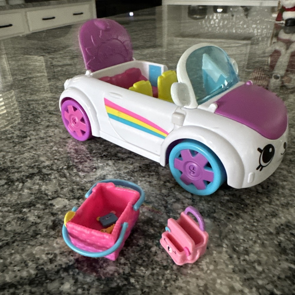 Shopkins‎ Happy Places Rainbow Beach Convertible Rainbow Car